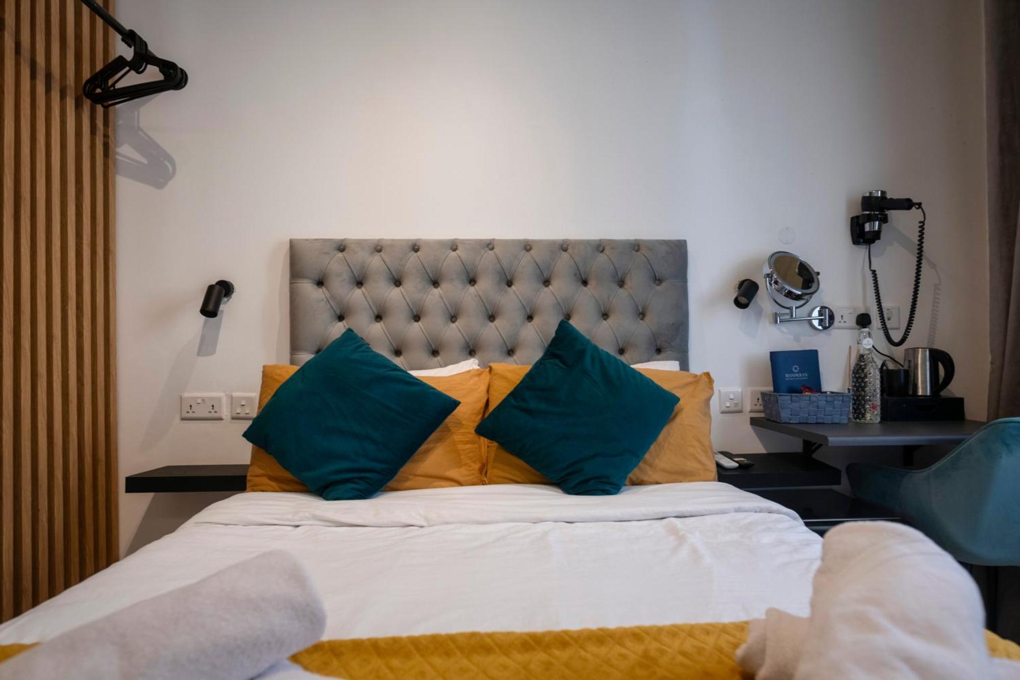 Mandera'S Boutique Suites & Dorms Valletta Kültér fotó